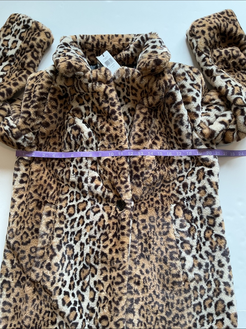 NWT BCBGeneration Leopard Animal Print Faux Fur Coat Medium - Picture 9 of 10